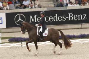 Aachen – Dressur: “Knappe Kiste” für Dalera im Spécial