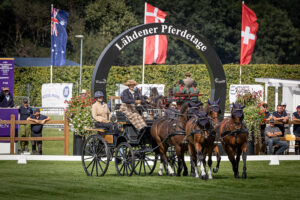 EM Vierspännerfahren: Team Deutschland und Anna Mareike Meier nach Dressur vorn